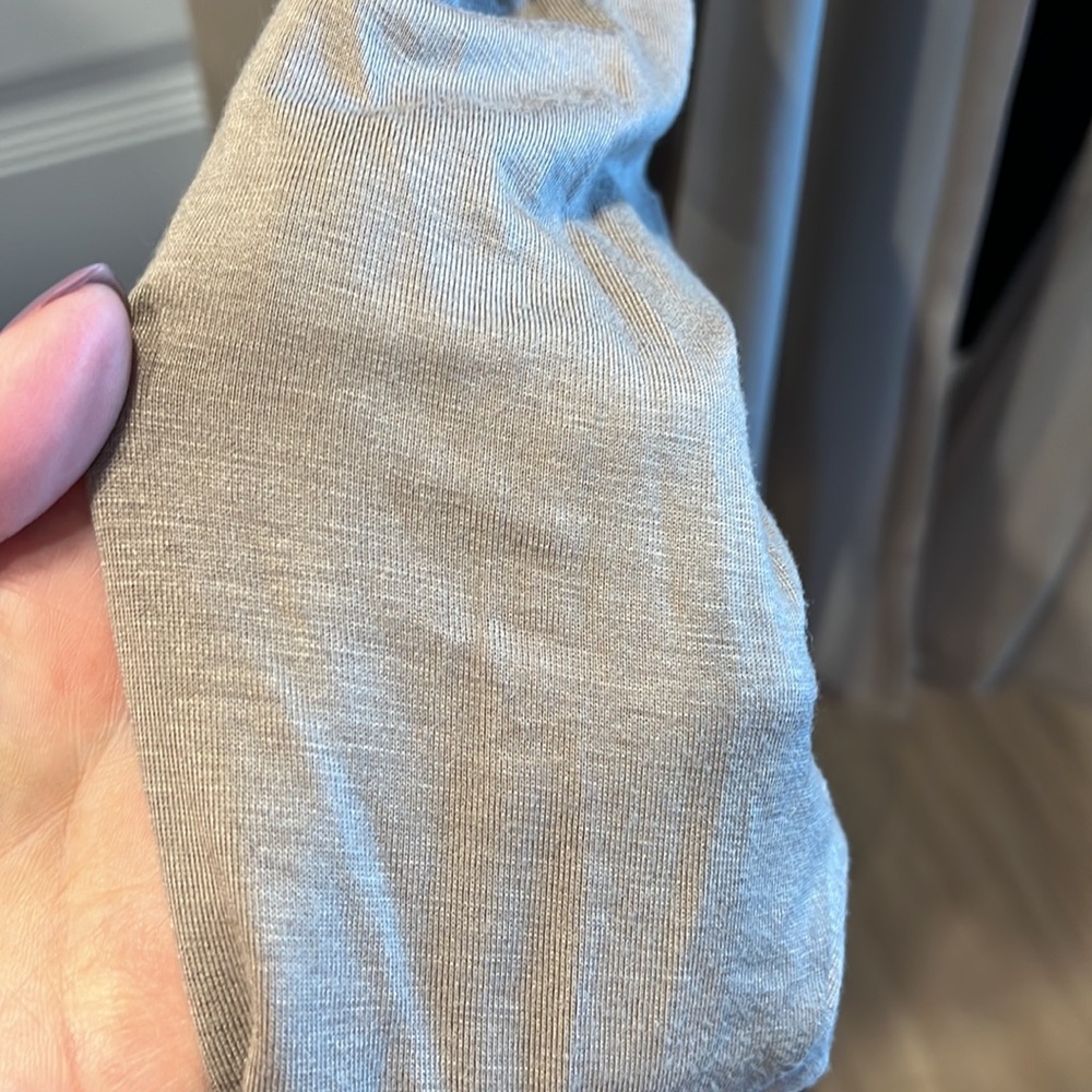 NWOT Marla Wynne Layers cover in Beige. 2x - Picture 4 of 10